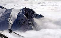 Lavina pogodila skijašku stazu u mjestu Dombaj 