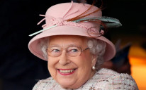 Kraljica Elizabeta traži osobu koja će joj voditi Instagram profil