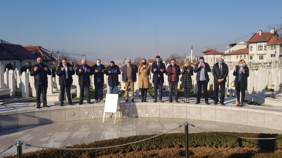 Delegacija SBB-a danas na šehidskom mezarju Kovači