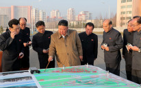 Lider Sjevrerne Koreje sa saradnicima: Rakete lansirane neposredno nakon zajedničkih vojnih vježbi vojski Južne Koreje i SAD