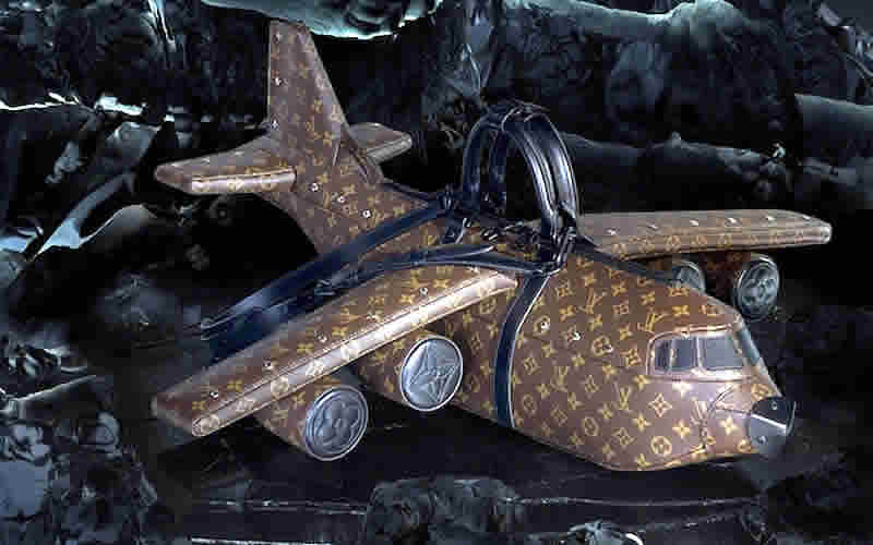 Torbica Louisa Vuittona u obliku aviona košta više od nekih