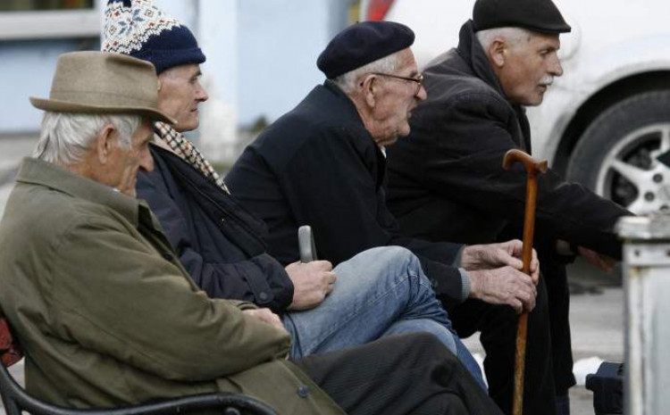 Radnici u EU u penziju odlaze s napunjenih 65 godina