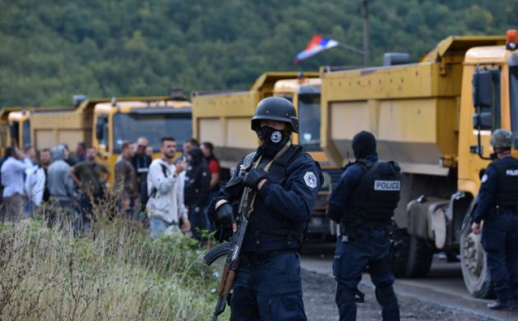 Policijske snage još su na prijelazima između Kosova i Srbije