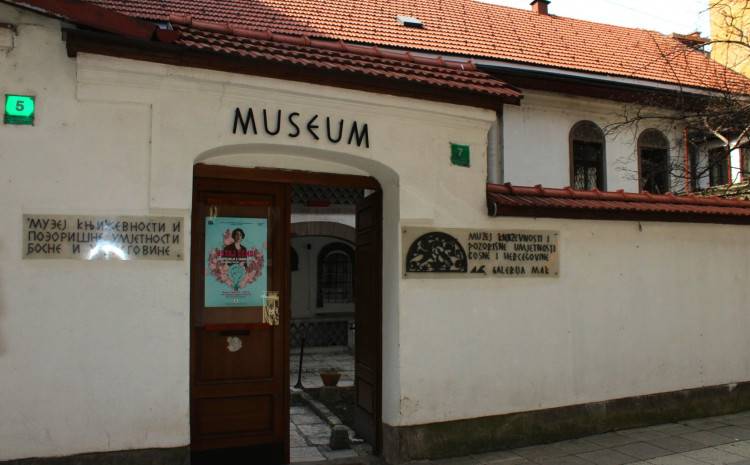 Muzej se nalazi u ulici Sime Milutinovića Sarajlije 7