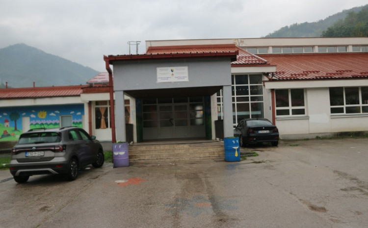 Škola u Potočarima