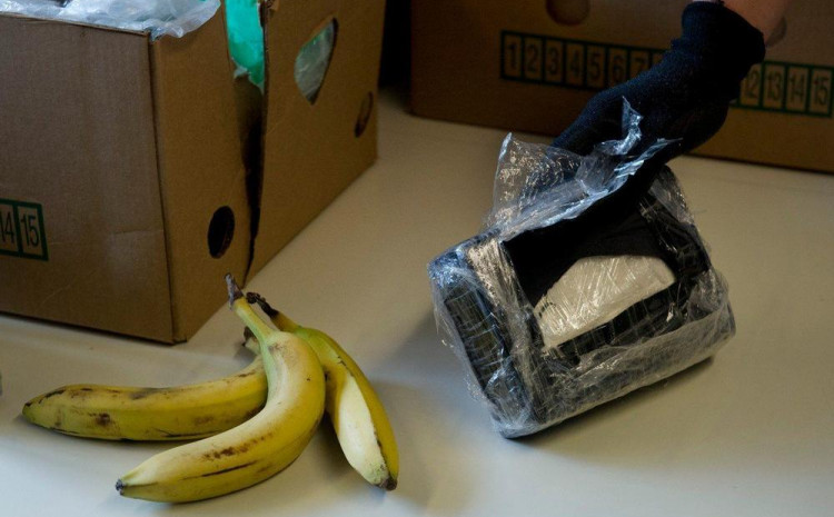 Na paketima s bananama bili su pečati koji pokazuju da dolaze iz Kolumbije
