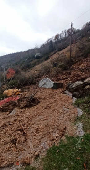 Selo Hotovlje odsječeno zbog klizišta i poplava