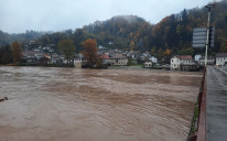Vodostaj rijeke Bosne u Doboju sinoć u 21:30 sati iznosio je 313 centimetara