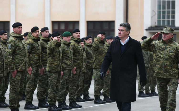 Milanović ispratio 130 vojnika u NATO operaciju KFOR-a na Kosovu
