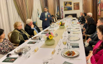 Bisera Turković sa britanskim parlamentarcima