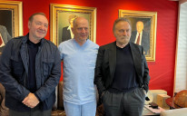 Kevin Spejsi, doktor Nikica Gabrić i Franko Nero u klinici Svjetlost