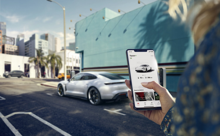 Aplikacija My Porsche povezuje pametni telefon sa vozilom