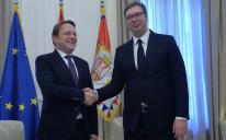 Varhelji i Vučić s jednog od ranijih susreta