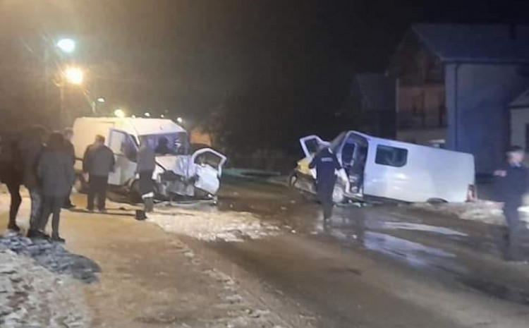 Teška saobraćajna nesreća u Bratuncu, poginula jedna osoba