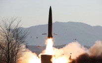 Sjeverna Koreja lansirala je u ponedjeljak dvije balističke rakete kratkog dometa