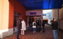 Ispred sjedišta HDZ-a BiH u Mostaru