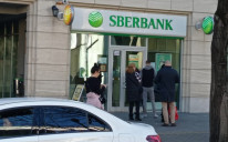 Ispred Sber banke