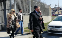 Novalić i ostali po izlasku iz suda