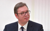 Aleksandar Vučić čestitao vaskrs