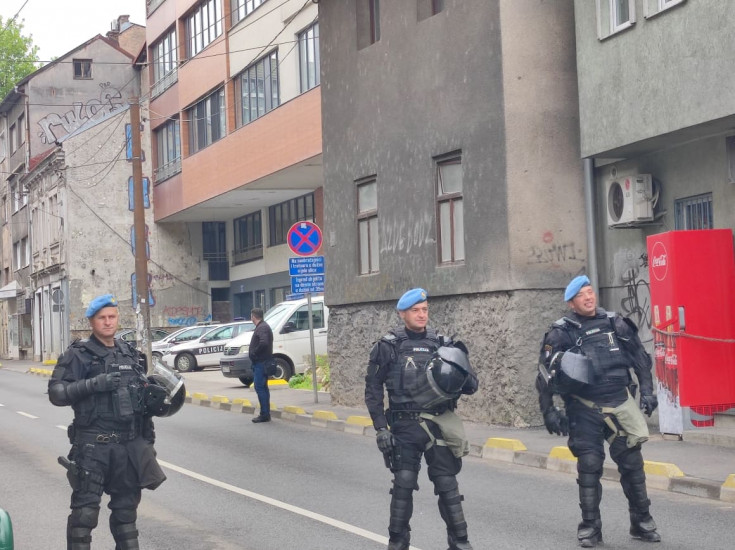 Jake policijske snage na ulicama Sarajeva