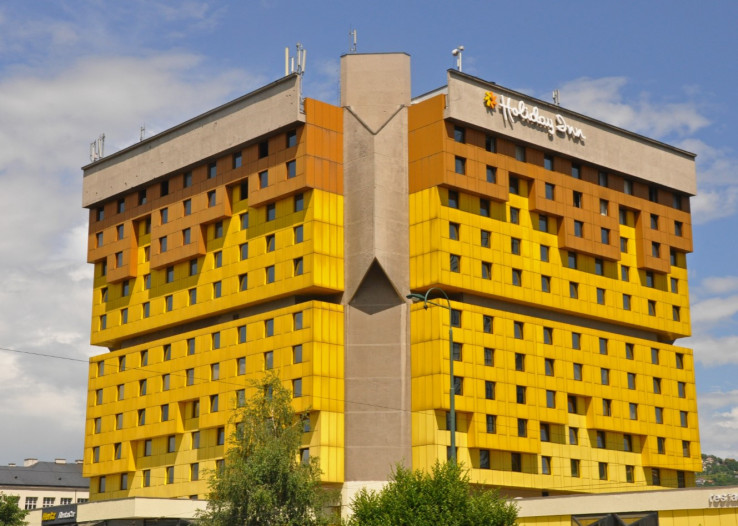 Kultni hotel “Holiday Inn”, današnji “Holiday”, izgrađen za potrebe Zimskih olimpijskih igar