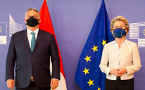 Viktor Orban i Ursula fon der Lejen