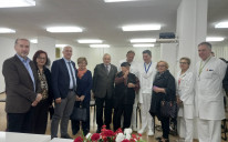 Sa lica mjesta: Gavrankapetanović, Vranić, Sidran i Tanović sa uposlenicima