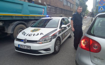Drama u Sarajevu: Automobilom udario pješaka, voze ga na KUM, vozač pobjegao