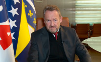 Bakir Izetbegović 