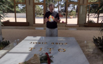 Janjić na grobu Josipa Broza Tita