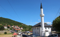 Otvorena džamija u naselju Ždralovići