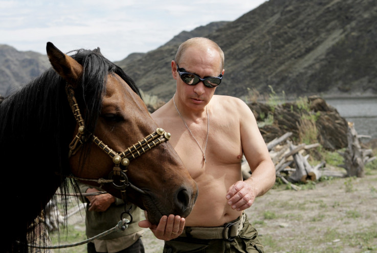 Čuvena Putinova fotografija sa odmora u Sibiru