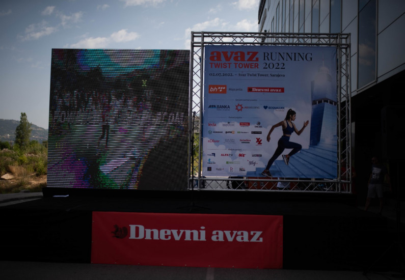 Djelić atmosfere sa spektakla "Avaz Twist Tower Running powered by BH Telecom"