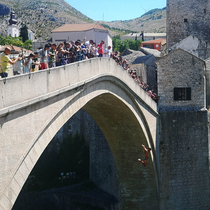 Skok izveden tačno u 11 sati i 7 minuta