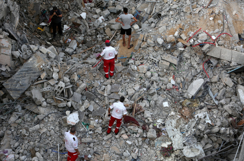 Najmanje sedam osoba ubijeno je u izraelskom napadu na Rafah na jugu Pojasa Gaze