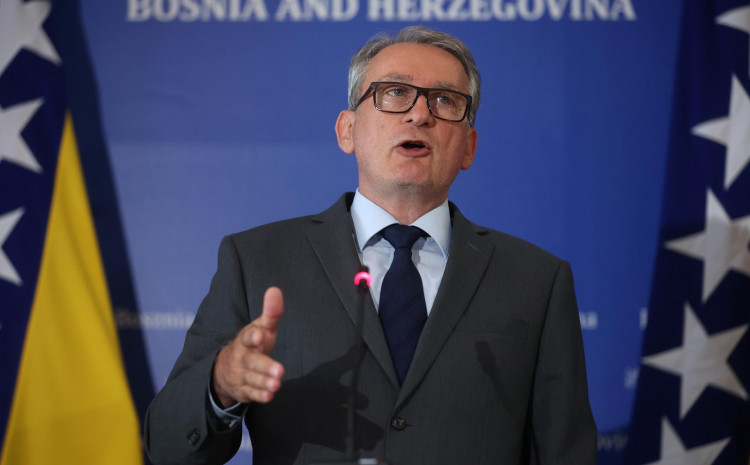 Mladen Bosić: Parlament je apsolutno derogiran