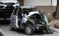 Automobili iz saobraćajne nesreće u kojoj su poginule četiri osobe su potpuno smrskani