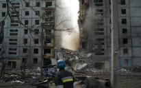 Osim u Kijevu, zračni napadi su zabilježeni i na zapadu zemlje