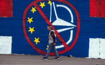 Anti-NATO mural u Beogradu