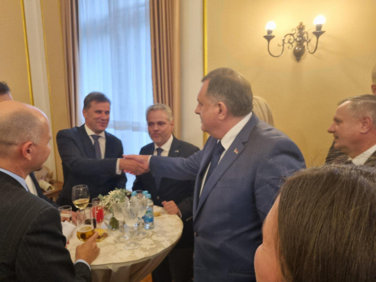 Novalić i Dodik: Vidno raspoloženi