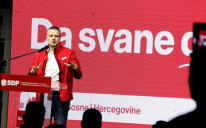 Mijatović: Za razliku od Vukanovića koji kao bijesan pas laje non stop, ja intezivno razgovaram sa ljudima iz PDP-a i SDS-a