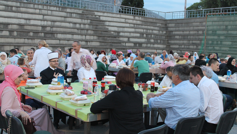 zajednicki-iftar-mostar-3
