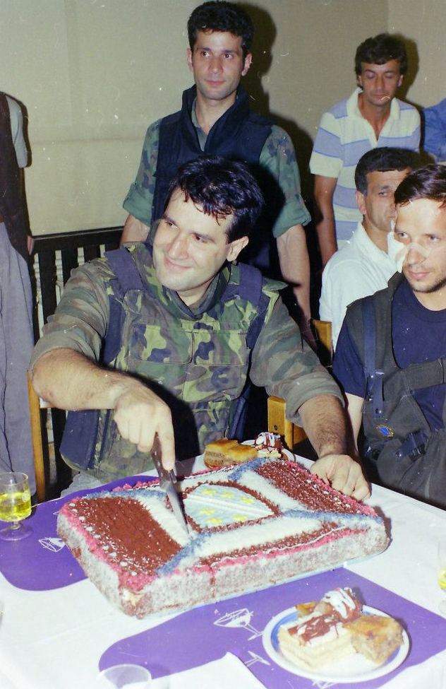 ratna-slika-musan-topalovic-caco
