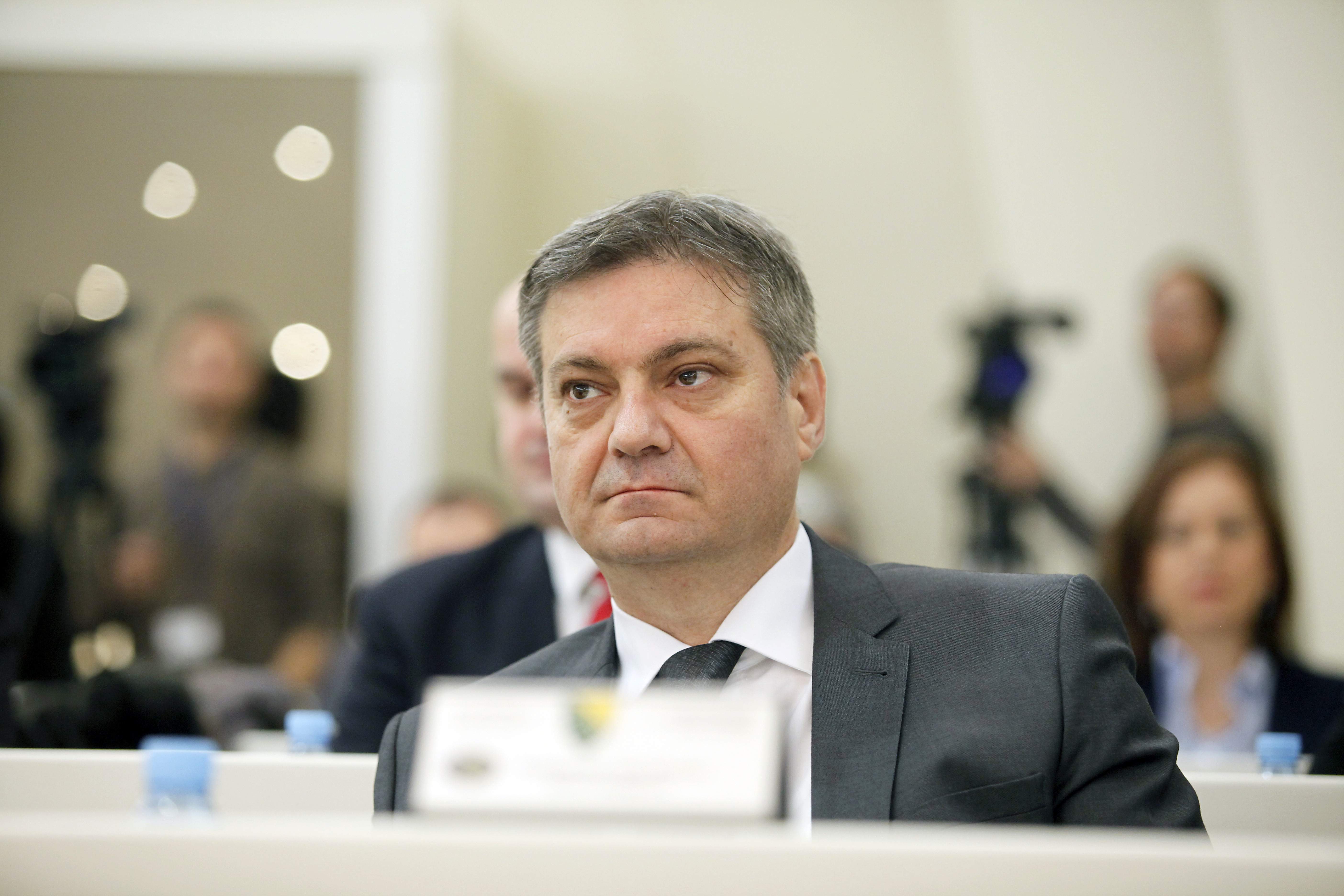 denis-zvizdic-parlament-bih
