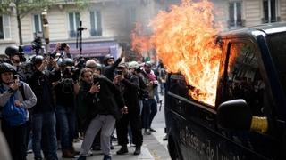 Eskalacija nasilja na protestima u Parizu: Najmanje 15 osoba uhapšeno